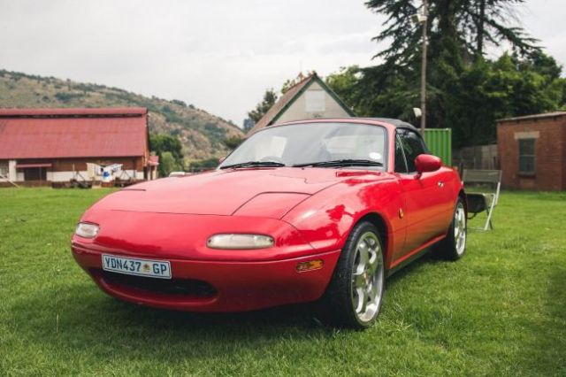 1990 - Mazda MX5 NA (DEON SAAYMAN)